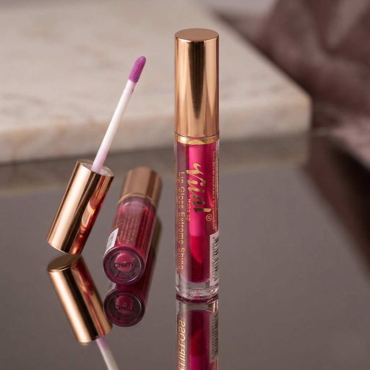 LUSCIOUS LIP GLOSS